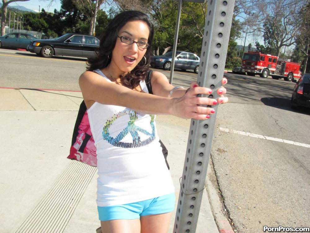 Spectacled Latina Teen Tia Cyrus Takes Off Her Sexy Blue Shorts To Be Banged - #4