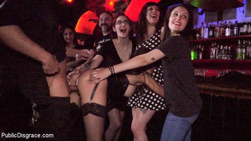 Underground goth club turns into a wild fuck party! | Photo: 4731012