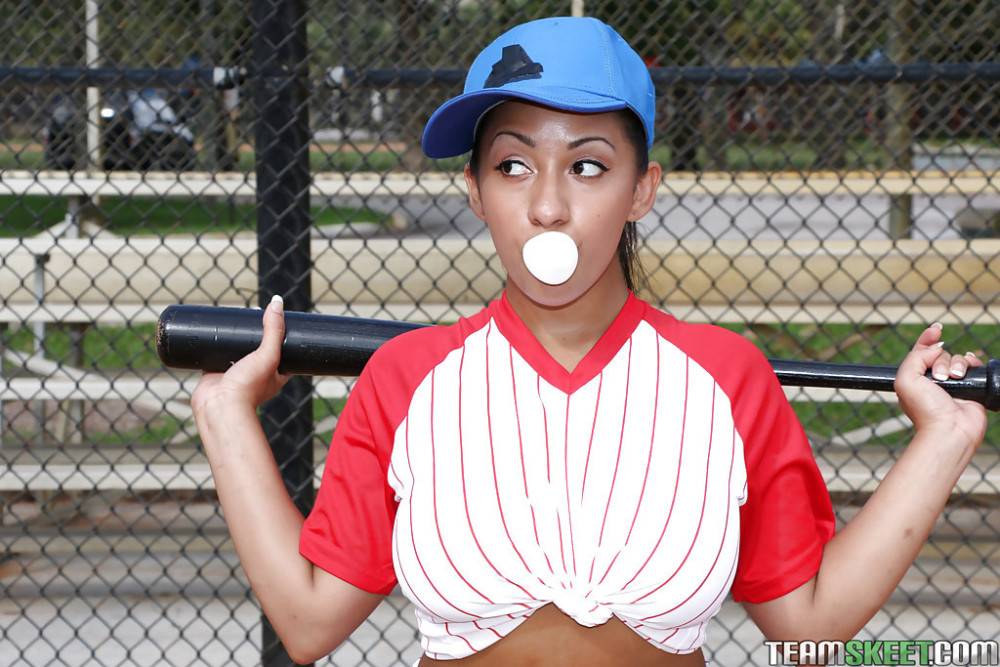 Busty latina babe priya price shows off thong adorned ass in sports uniform - #2
