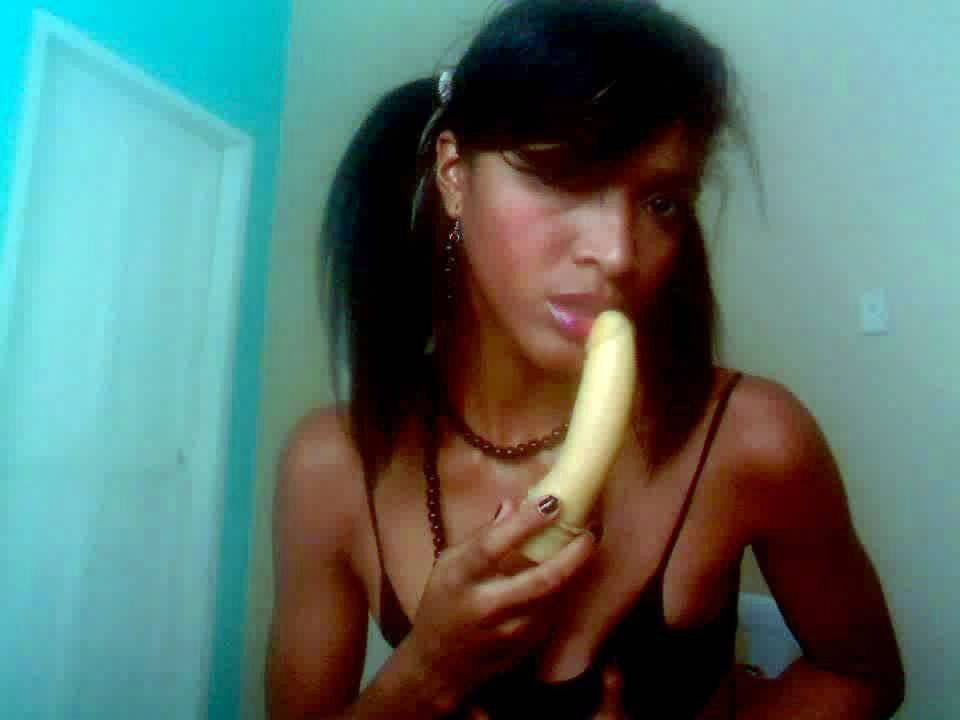 Horny brunette lacey sucks a banana off in these hot bangin lingerie pics - #8