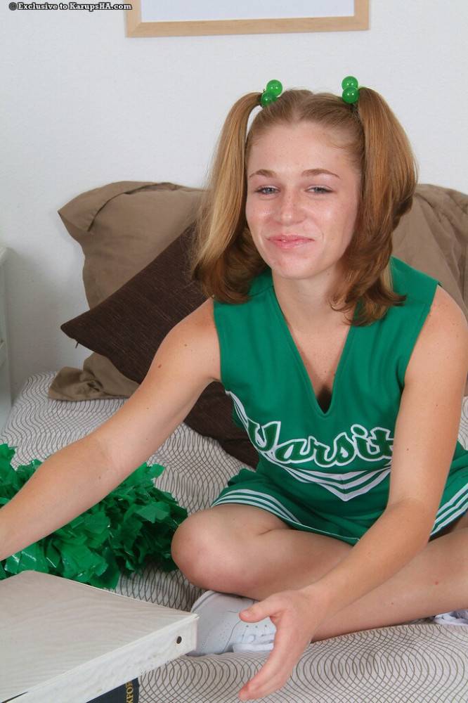 Pigtailed Kitty Daisy Mae With Pink Pussy Strips Out Of Her Green Cheerleader Uniform - #3