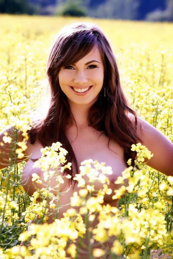 Sexy Nymph Looking Chick Connie Carter Is Stripping Among The Green Meadow - #7