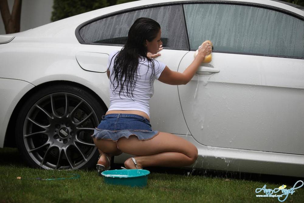 Hot Ass Brunette Ann Angel In Wet White T-shirt Washing A Car In The Open Air - #13