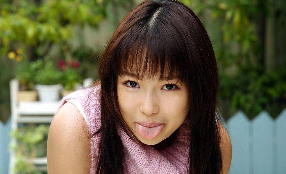 Playful And Kinky Asian Girl Aya Shiraishi Is Flashing Her Hairy Bushy Up The Skirt - #5