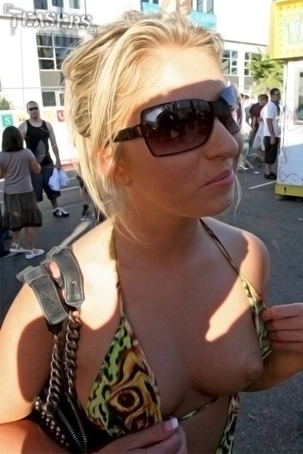 Bad Blonde Girl Jaelyn Fox In Sunglasses Exposes Her Tits And Shaved Pussy In Public - #6