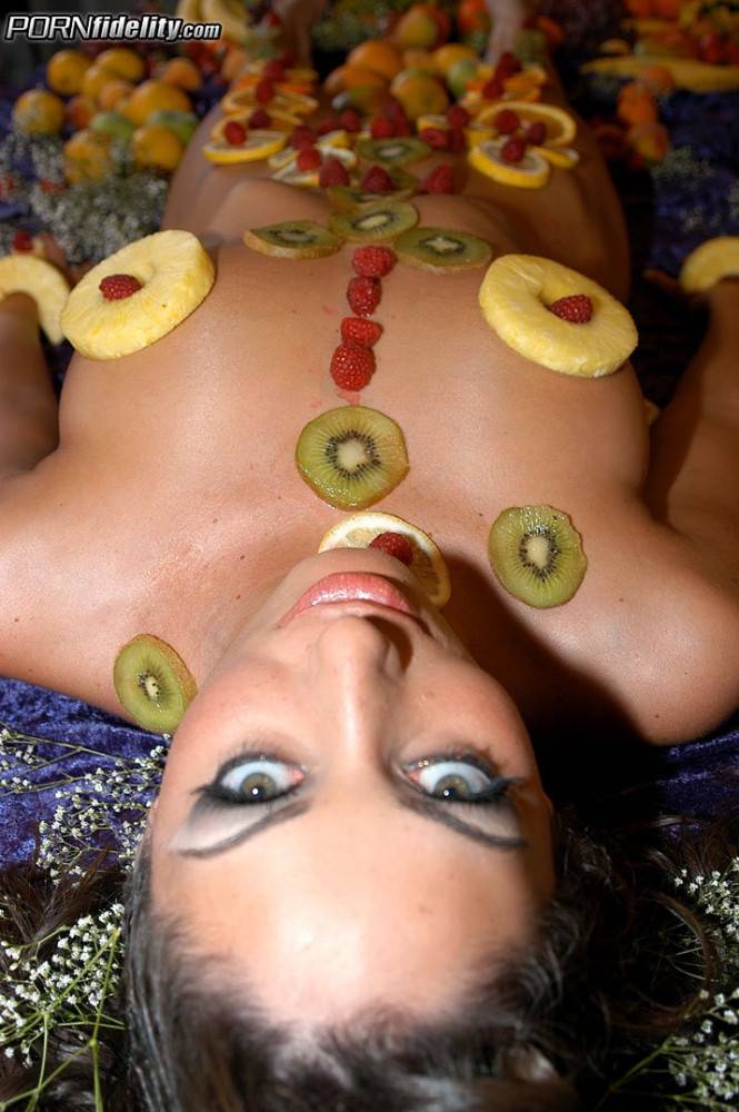 Busty Dolls Angelica Saige And Kelly Madison Play With Food And With Hard Piston - #5