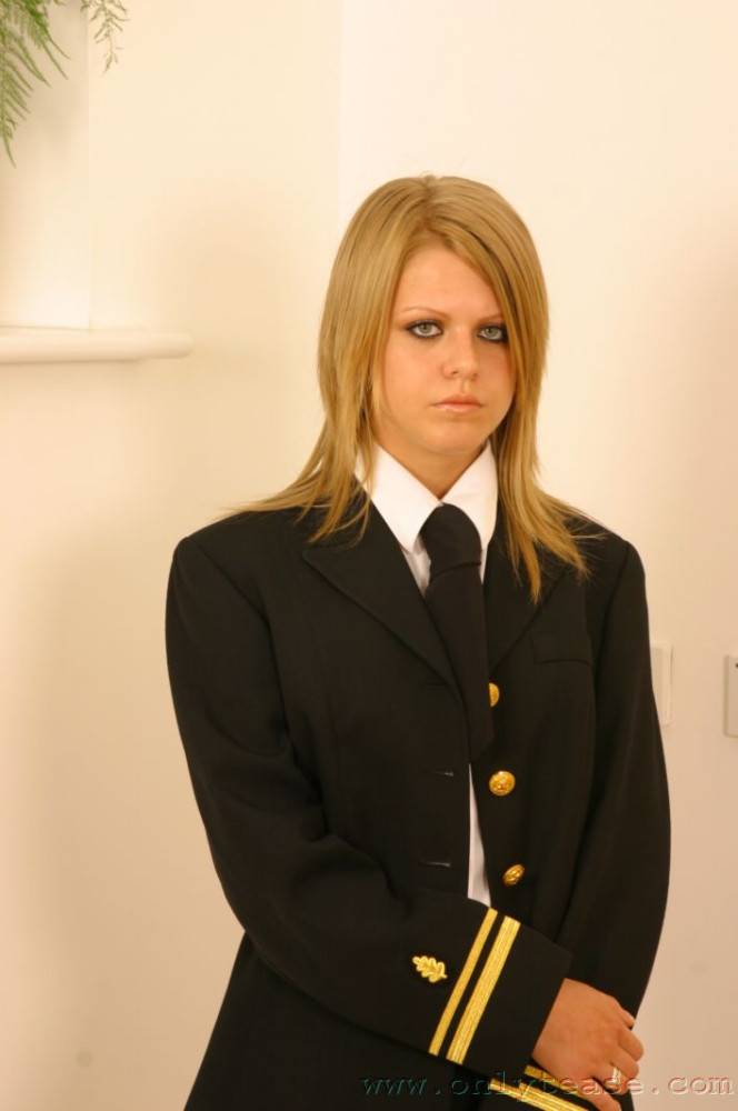 Fair Chick Sammy Jo Strips Off Her Navy Uniform And Admirably Poses In Lingerie - #1