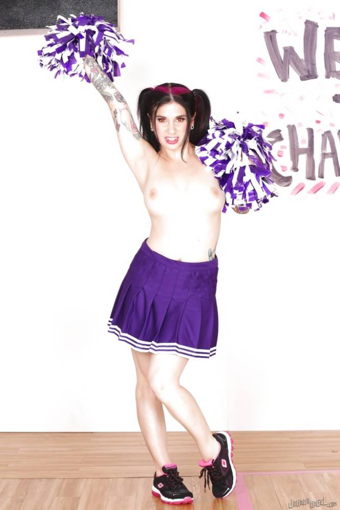 Very attractive american hottie Joanna Angel in underwear revealing her ass and spreading her legs - #6