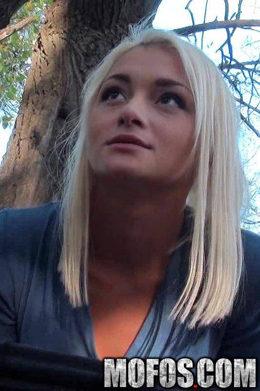 Hot Blonde Welesa Wil Gets Propositioned For Hardcore Public Sex With A Few Hundred Euros. - #9