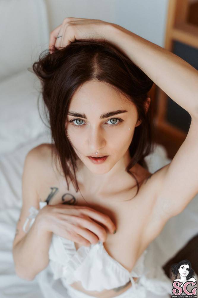 Dariseyes in A Pearl of Tenderness by Suicide Girls - #7