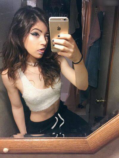 chrissycostanza - #15