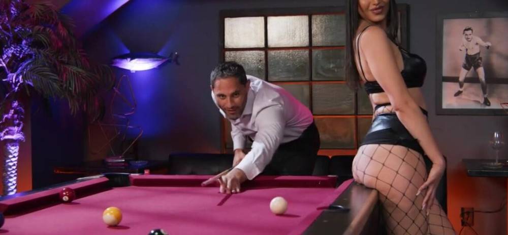 Horny Pool Player Shoves His Cue Inside The Hottie - #1