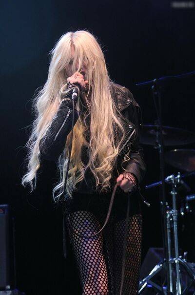 Taylor Momsen taylormomsen - #17