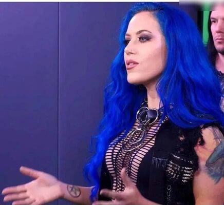 AlissaWhiteGluz - #2