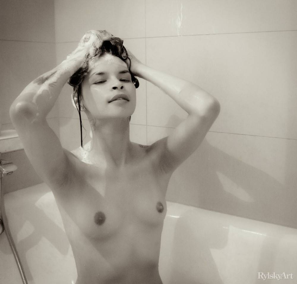 Ryanne Keena Teen Girl Ready For A Shower - #13