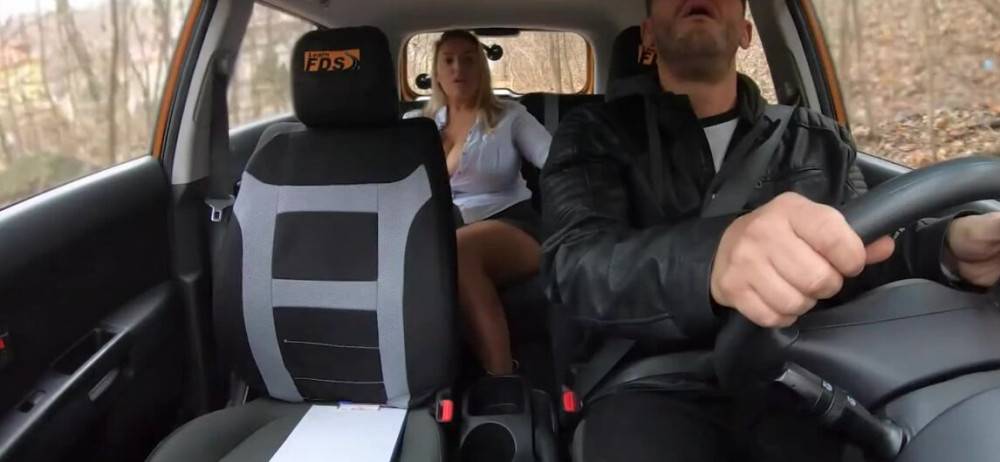 Busty Passenger Gives Her Driver A Taste Of Her Heavy Boobs - #1