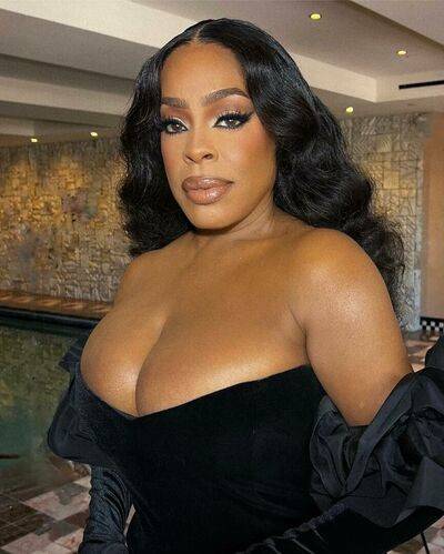 niecynash1 - #17