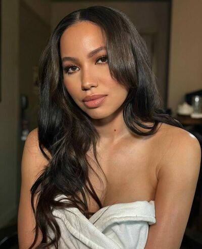 jurneesmollett - #16