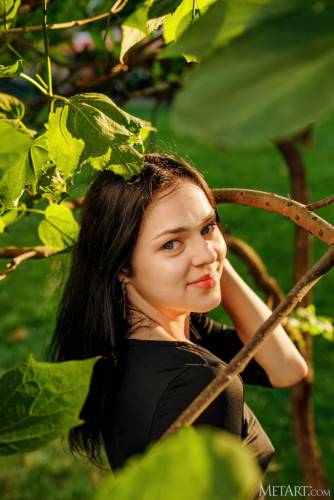 Nikta Big Blue Eyes Shine Flirtatiously - Ukraine on pornstar6.com