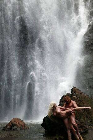 Stunning milf Jesse Jane fucks outdoor in the waterfall on cam on pornstar6.com