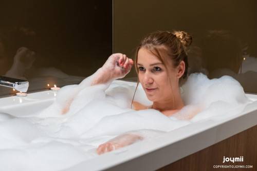 Czech Beauty Takes A Nice Bath Before Getting Laid - Czech Republic on pornstar6.com