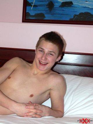 Cute shy gay teen boy on pornstar6.com