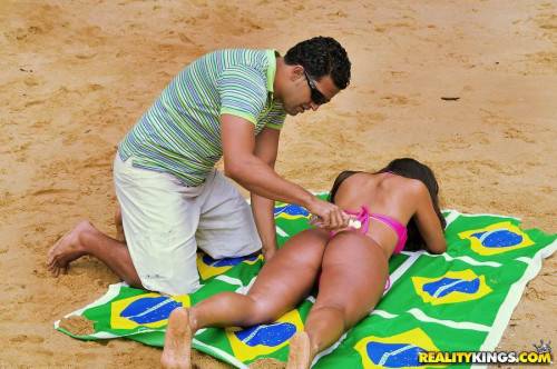 Sultry brazilian milf Adryanna Duarte banged after good cock suck at beach - Brazil on pornstar6.com