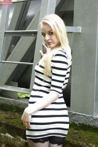 Slim latvian blond teen Bella Lei exhibits her ass outside - Latvia on pornstar6.com