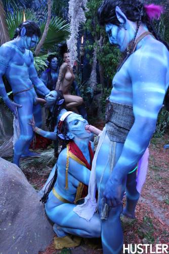 Avatar Heroes Misty Stone, Chanel Preston And Juelz Ventura Enjoy Hot Orgy In The Jungles on pornstar6.com