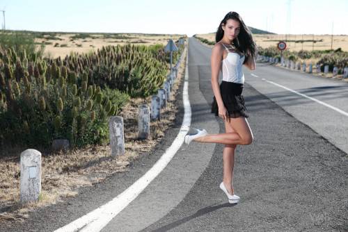 Beautiful And Naked Girl Standing By The Road? Itâ€™s Every Driverâ€™s Dream! This Is Another Of The Photosets We Took During Our Trip To Madeira, Enjoy! on pornstar6.com