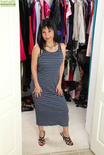 Over Ripe MILF Marcy Darling Gets Kinky In The Closet By Stripping And Showing Her Busty Breasts. on pornstar6.com