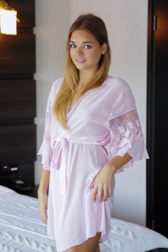 Colleen A Is Taking Off Her Silk Robe And Awaking Sexual Desires With Fresh And Smooth Body Shape on pornstar6.com