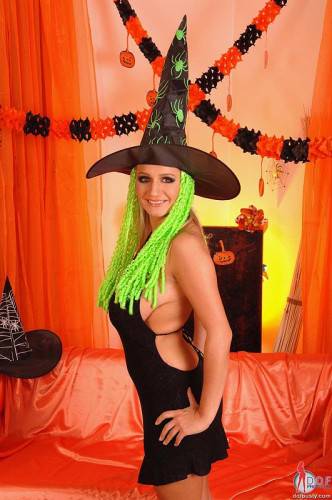 Incredible Chick In Witch Costume Wendy Westy Shows The Miracles Of Huge Toy Penetration on pornstar6.com