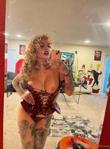 Babygothxxx on pornstar6.com