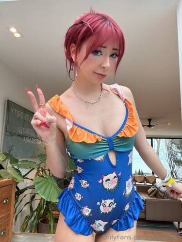 Izzybuunnies waifumiia waifuumiia on pornstar6.com