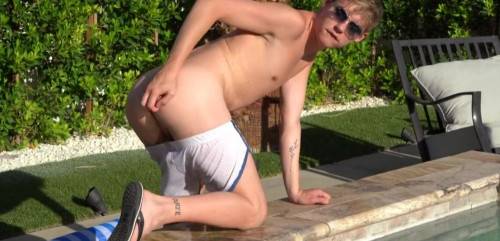 Twink Gives A Blowjob To His Buddy By The Pool on pornstar6.com