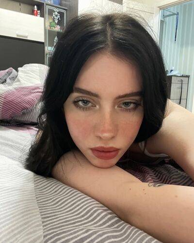 Howeversnowy rusian Billie eilish on pornstar6.com