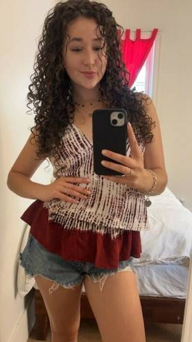 Curlycutiexs curlykinkycutie on pornstar6.com